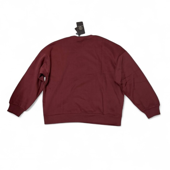 New With Tags Embroidered And Fleece Lined Game Day Crewneck Size Medium - Picture 4 of 4